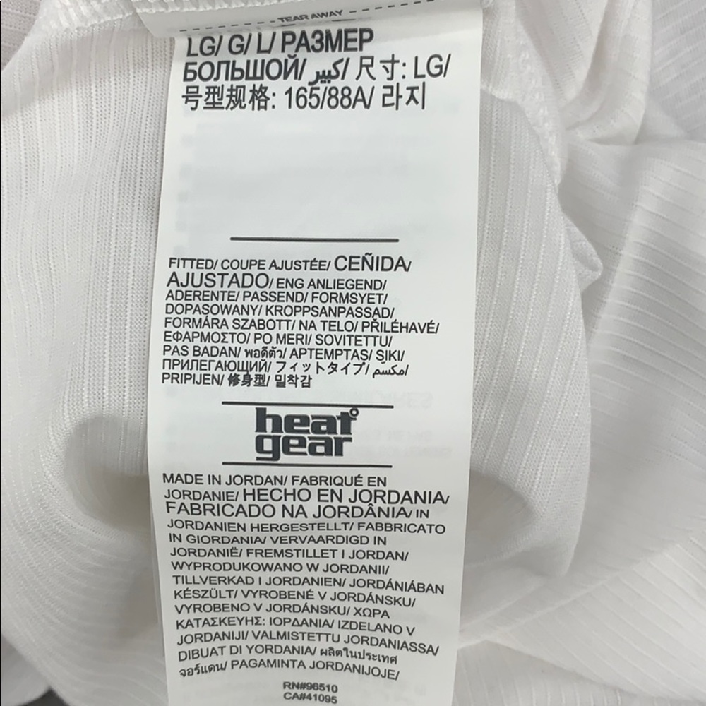 4/$25 NEW Under Armour White Run Tank, Reflective - Picture 5 of 6
